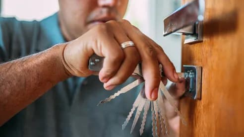 Services de serrurerie a Dolni Chiflik