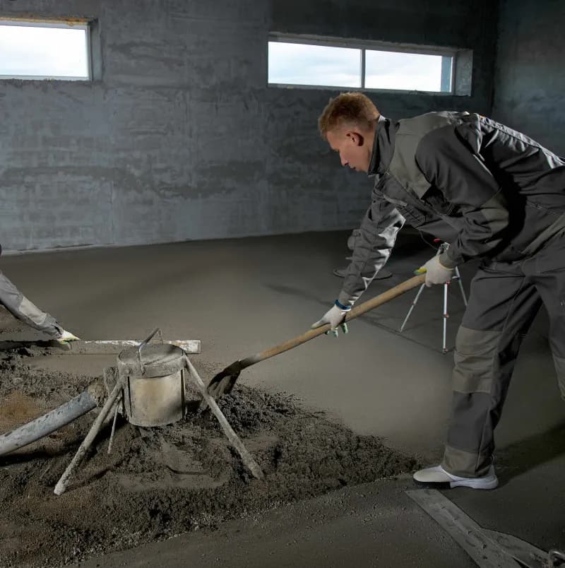 Kanäle in Beton verfüllen